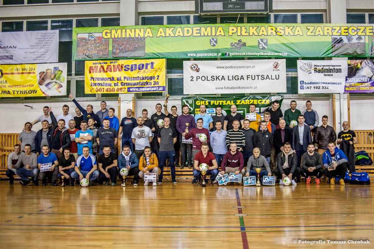 maawsport-team-triumfuje-w-vii-edycji-amatorskiej-ligi-pilki-halowej-w-zarzeczu